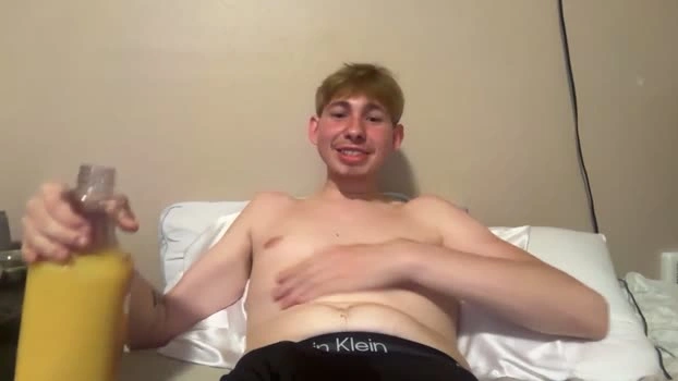 tyler_fox0 28-07-2026 Male striptease lick Video