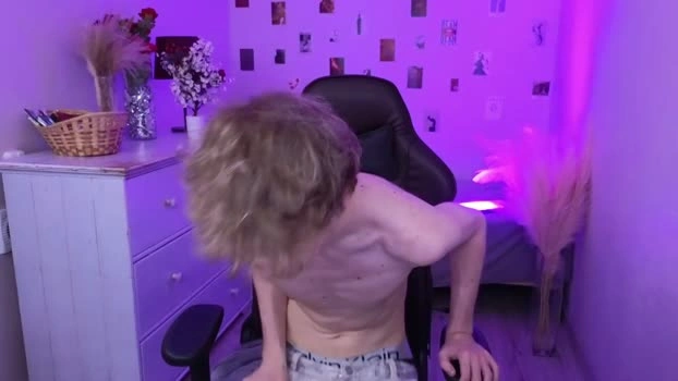 curly_twinkboy 29-07-2026 Male fuckface naked Video
