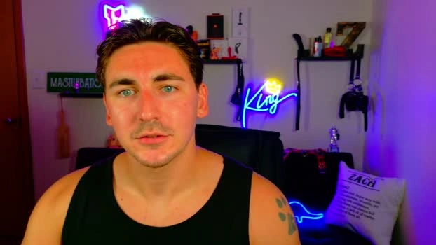zach_rhyder 30-07-2026 Male big kissing Video