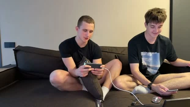 exclusiveflexboy 31-07-2026 Male sexykitty suckcock Video