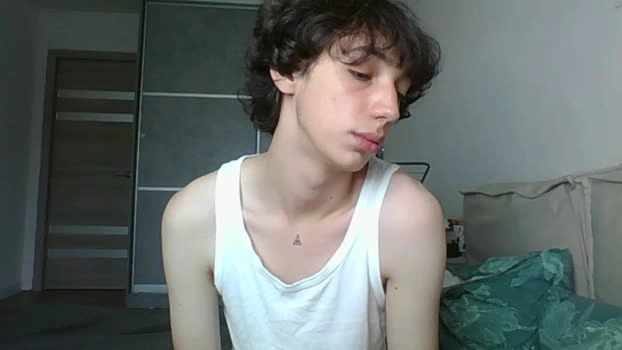 l8199 31-07-2026 Male Pretty nude Video
