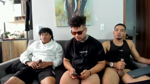 straight__friends 30-07-2026 Male show XXX Video
