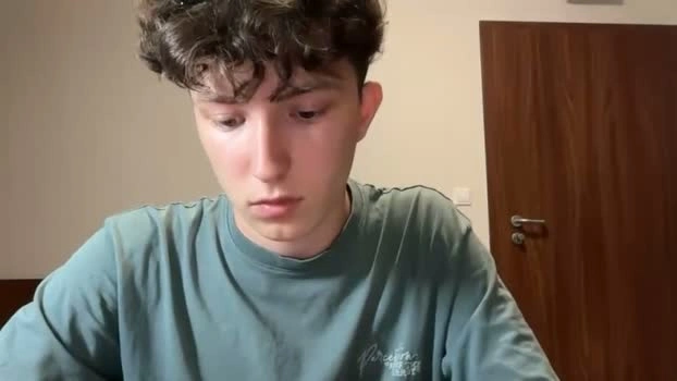 _zenvor_ 31-07-2026 Male lick gay Video