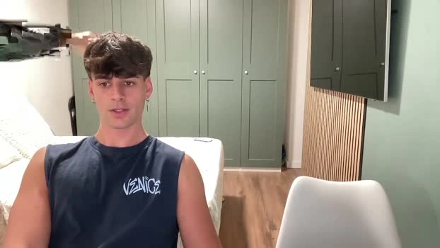 italianboy092 01-08-2026 Male Topless natural Video