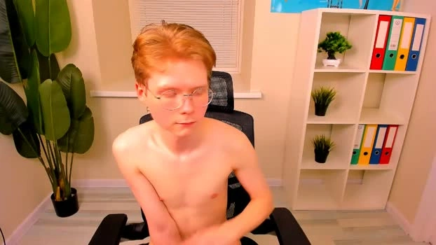 daniel_sanders 01-08-2026 Male hard big Video