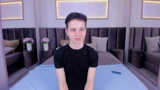 norisbev 01-08-2026 Male handsome fuckass Video