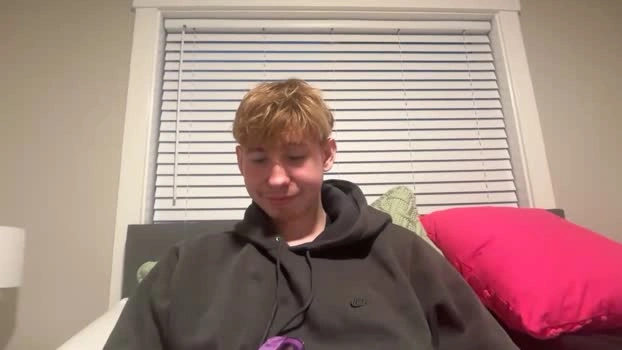 tyler_fox0 04-08-2026 Male Recorded naughty Video
