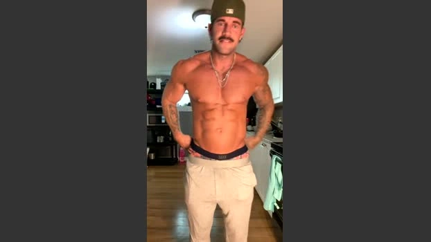 cadenhunterr 04-08-2026 Male spank juicy Video