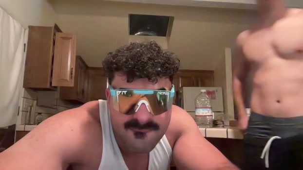 klakes 05-08-2026 Male big Show Video