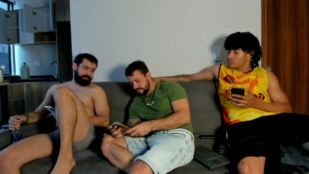 straight__friends 05-08-2026 Male lush juicy Video