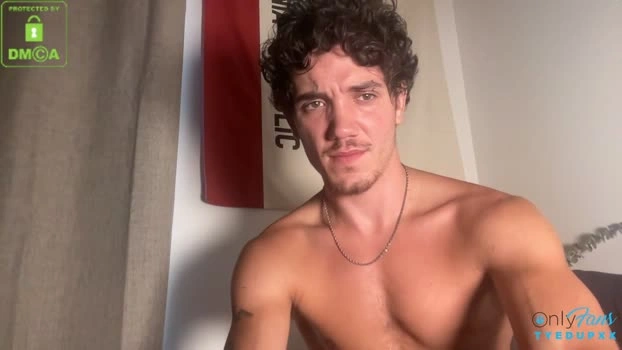 tylxxxer 05-08-2026 Male lick handsome Video