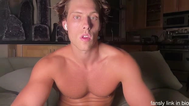 alex_islive 09-08-2026 Male toy fingers Video