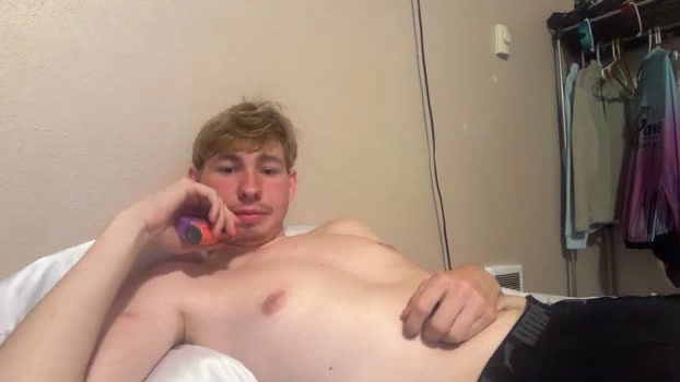 tyler_fox0 09-08-2026 Male analtoy nude Video