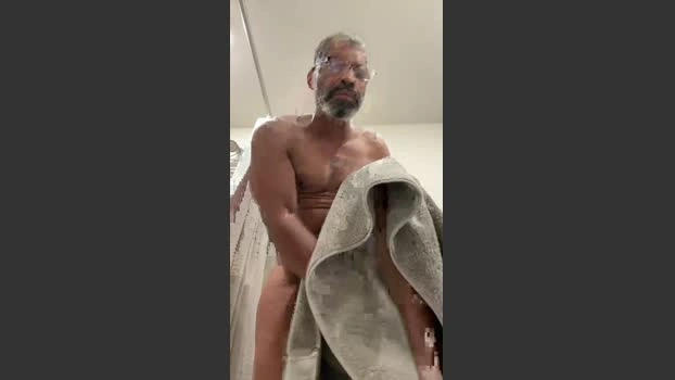 easternjerk 10-08-2026 Male kiss kinky Video