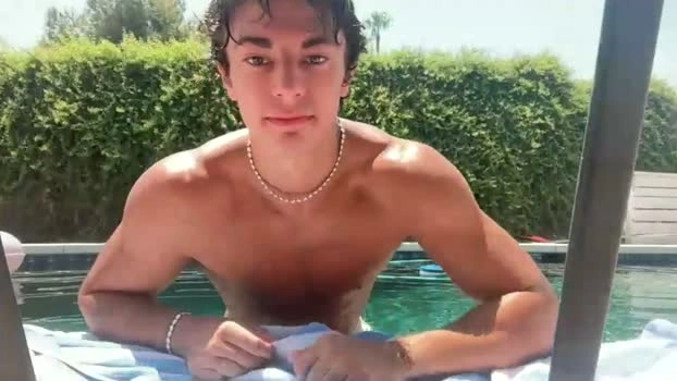 tyy0ung 09-08-2026 Male wank strip Video