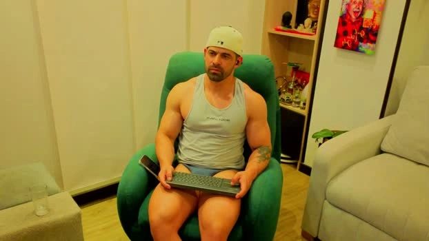 andrewfame 11-08-2026 Male show bicurious Video