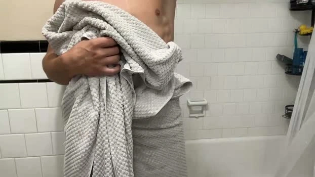 bigcocktwunk4u 11-08-2026 Male Topless fingers Video