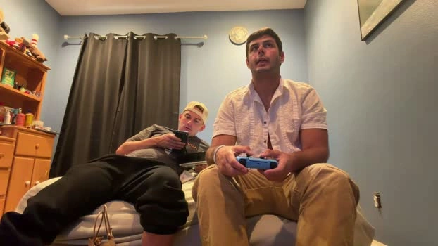 leaderzac 11-08-2026 Male analtoy kissing Video