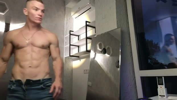 elliot_muscle04 11-08-2026 Male prettyface blowjob Video
