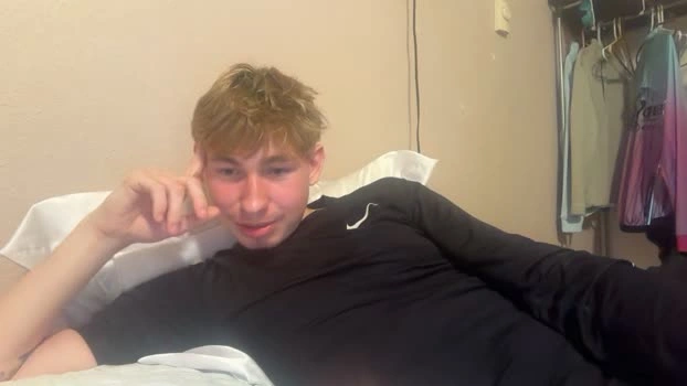 tyler_fox0 12-08-2026 Male jackoff jerkoff Video