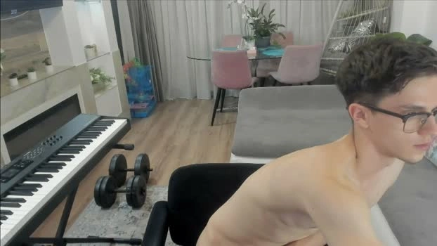 johnnyk8 14-08-2026 Male strip fuck Video