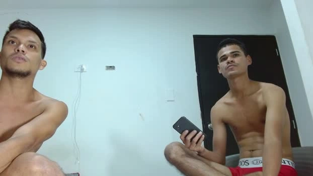 kam_latin_ 14-08-2026 Male bigass kiss Video