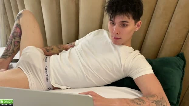 sky_hexx 14-08-2026 Male cute natural Video