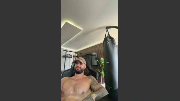 dan_345154 17-08-2026 Male Show ass Video