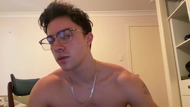theone206724 17-08-2026 Male love sexymale Video