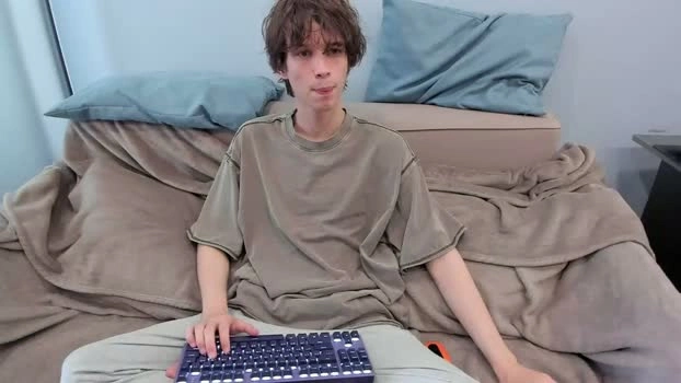 your_shy_guy 17-08-2026 Male sexybody suckshow Video