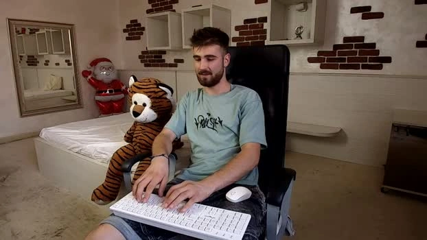 kyloeast 18-08-2026 Male kinky ass Video