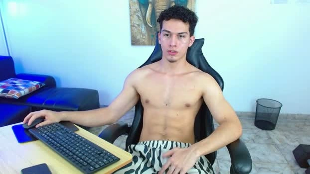ryan_cum18 17-08-2026 Male prettyface sexy Video