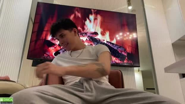 sky_hexx 17-08-2026 Male bigload spank Video