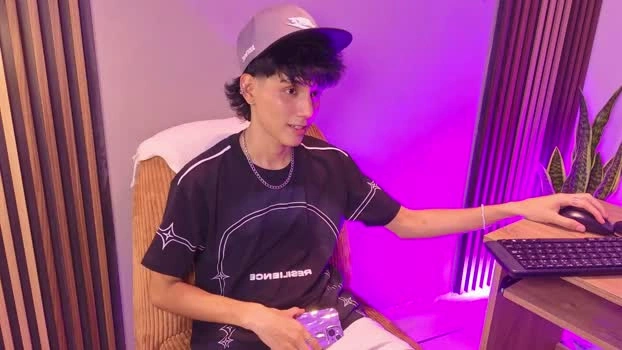 christopher_robin4 20-08-2026 Male natural jerking Video