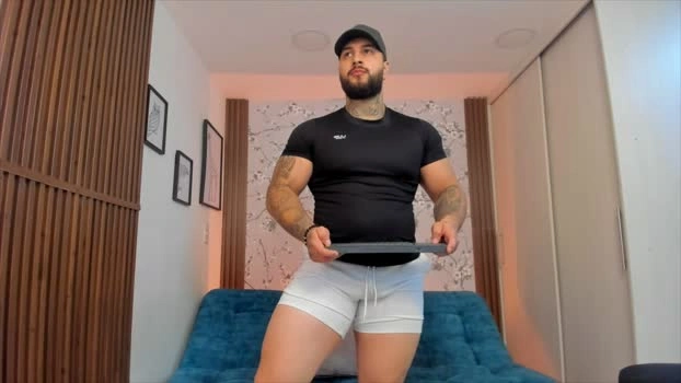 max_dic1 20-08-2026 Male Cam beauty Video