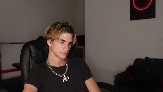 denis_wu 21-08-2026 Male bicurious Download Video