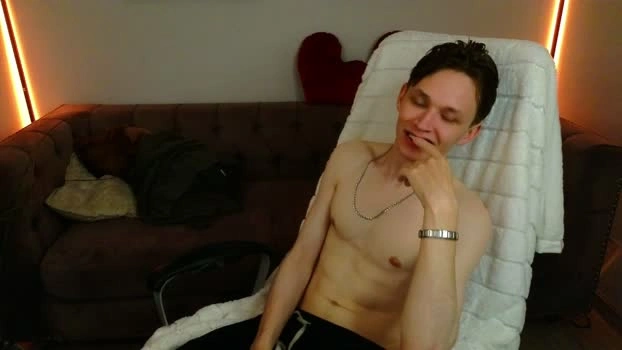 meverik_oushen 21-08-2026 Male big naughty Video