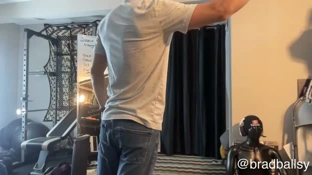 brad_bounce 22-08-2026 Male jerkoff toys Video