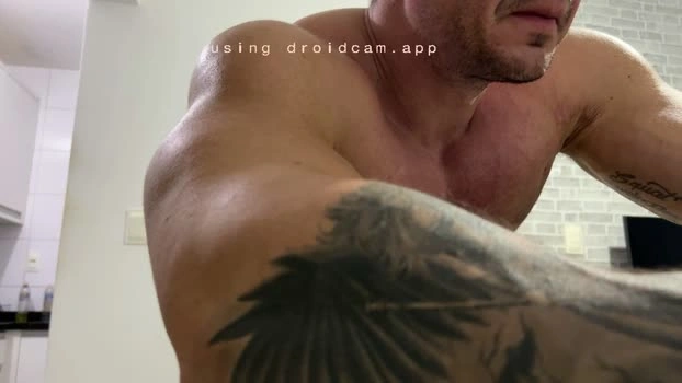couplemuscle40 22-08-2026 Male lick bigtoys Video