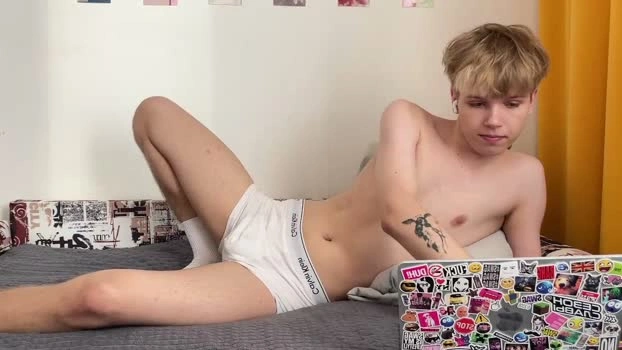 metratok 21-08-2026 Male handsome Ass Video