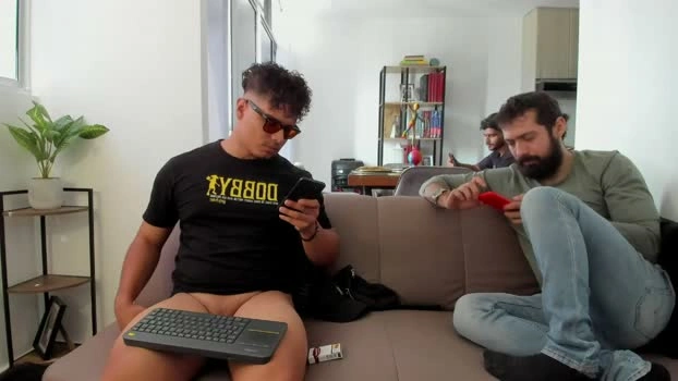 straight__friends 21-08-2026 Male fingers dirty Video
