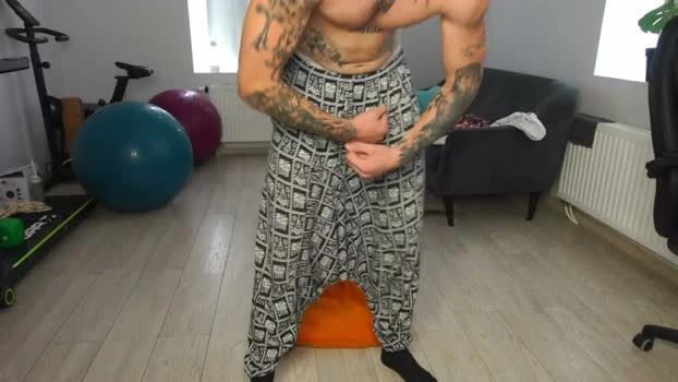 igor_wilde 23-08-2026 Male Cam fingering Video