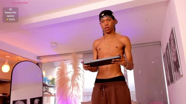 lennercollins_ 23-08-2026 Male jerkoff bigdick Video