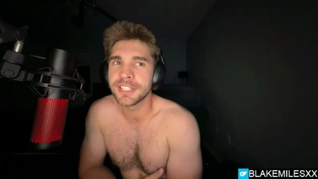 blakemiles2 25-08-2026 Male hard gay Video