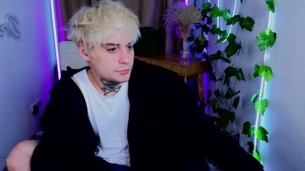oxxara 26-08-2026 Male moan bigtoys Video