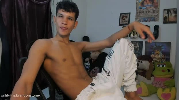 brandonstonexl 28-08-2026 Male jerkoff play Video
