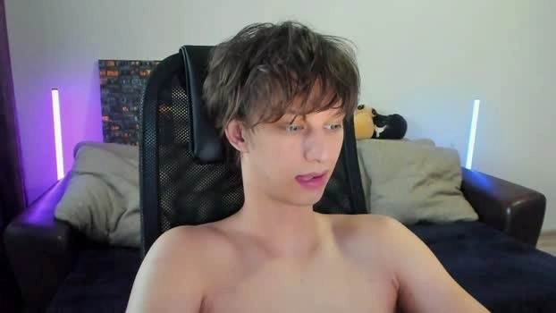 ostin_meoww 28-08-2026 Male kinky legs Video