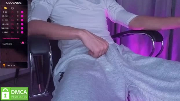 wow_david 28-08-2026 Male bigass cute Video