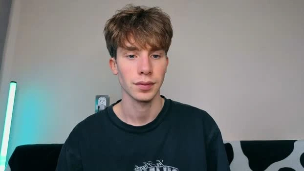 cute_brian 29-08-2026 Male hard toys Video