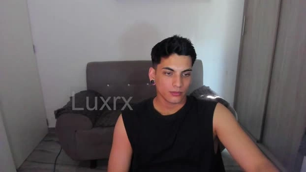 luxrx 28-08-2026 Male amateur striptease Video